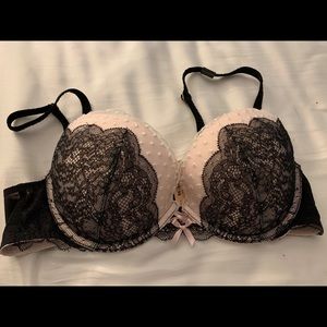 NWT Victoria’s Secret Push-Up Bra 36C pink black lace
